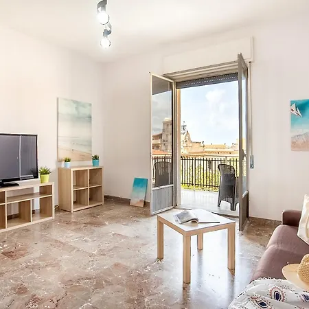 Casa Corso Mare * פוצאלו